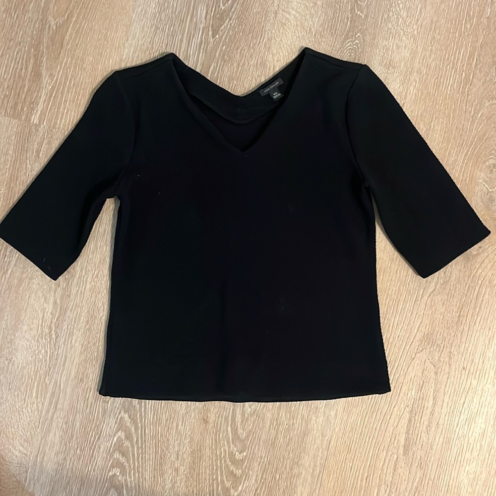 Ann Taylor  black textured top xs